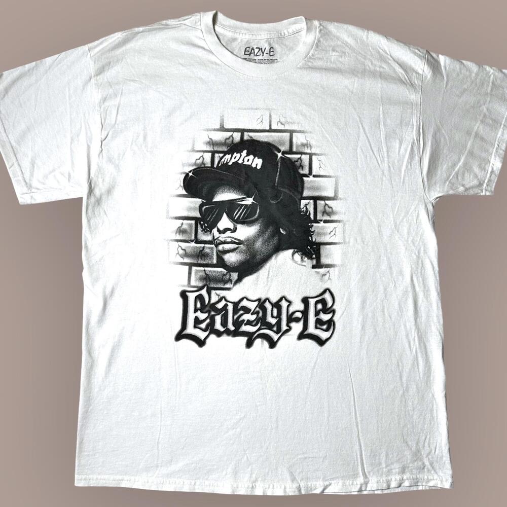 NWOT Eazy-E Airbrush Graphic T-Shirt Hip Hop Legend  Mens L